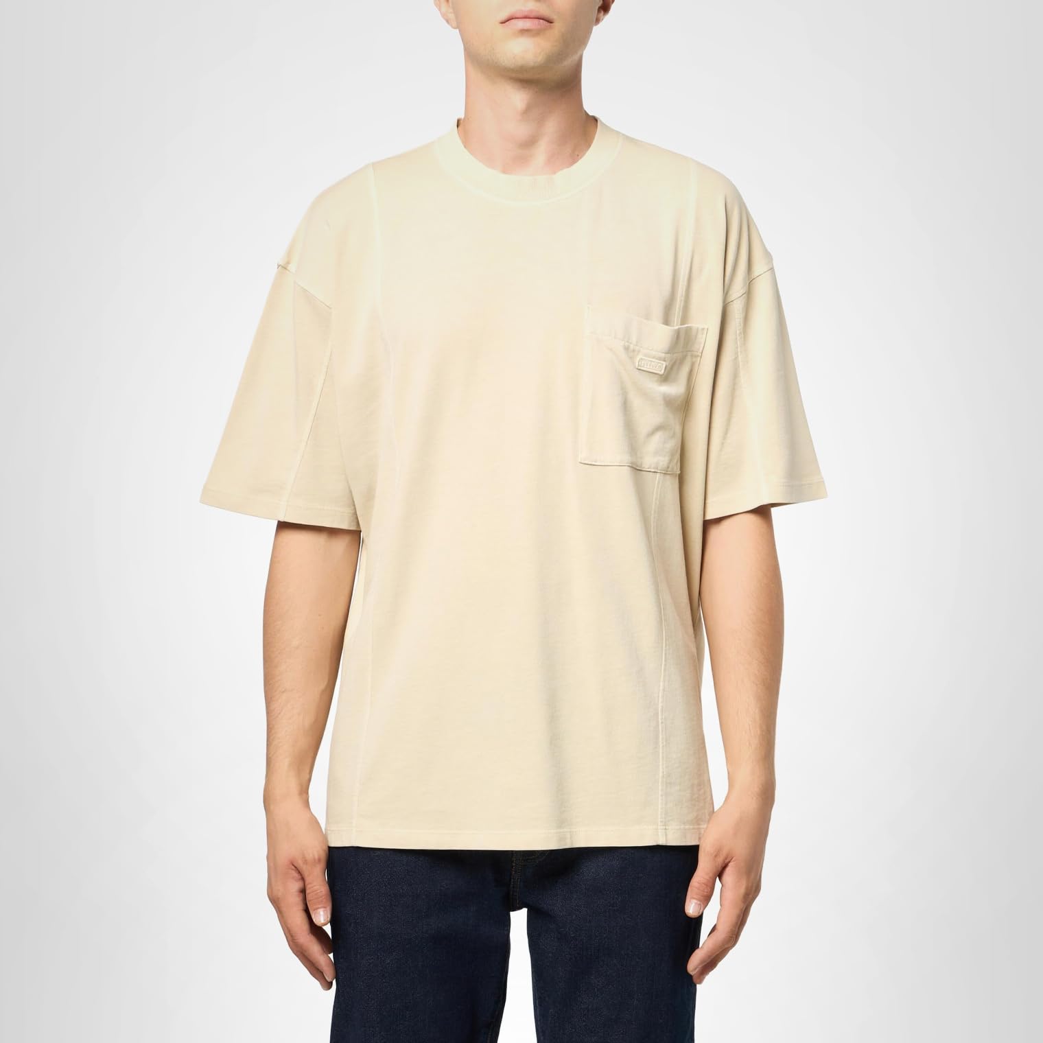 HUGO Men's Badge Logo Patch Pocket T-Shirt - Image 4
